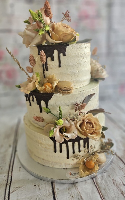 beige Torte